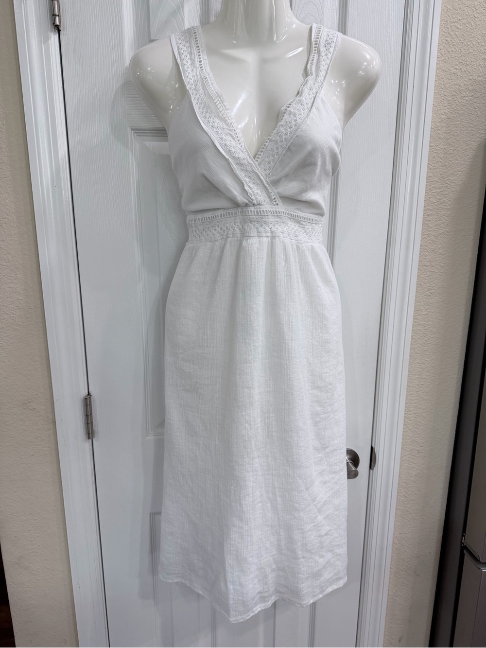 Tommy Bahama White Cotton Sundress Medium Lined Lace Trim Empire Waist Dress